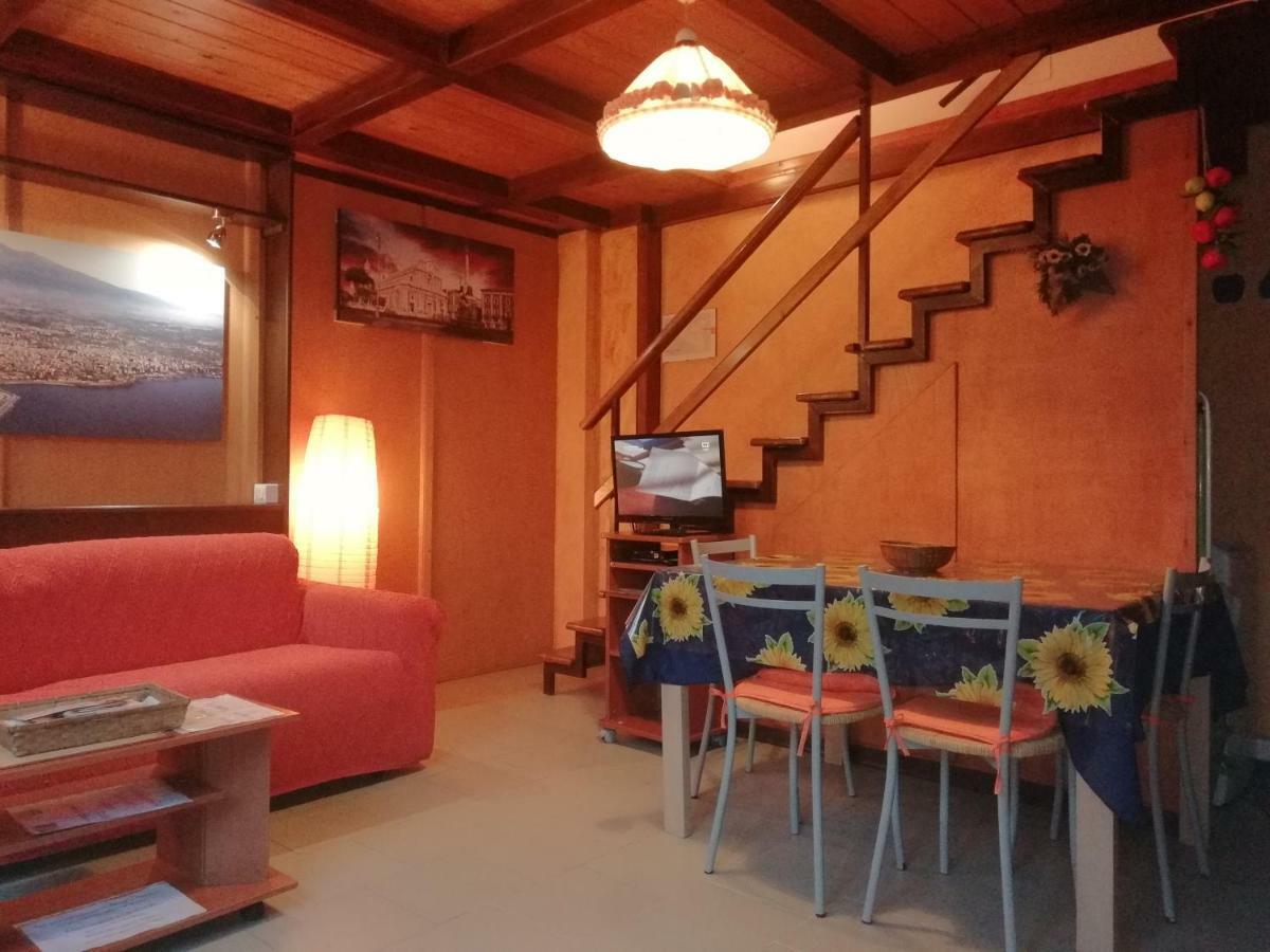 圣韦内里纳Casa Etna-Mare公寓 外观 照片